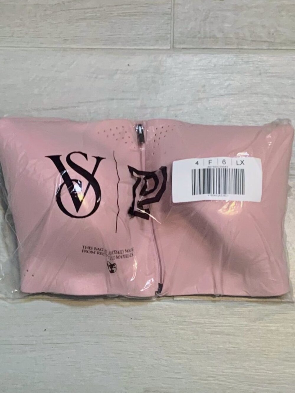 Victoria's Secret VSX Featherweight Max Front-Close Sports Bra 34C NWT